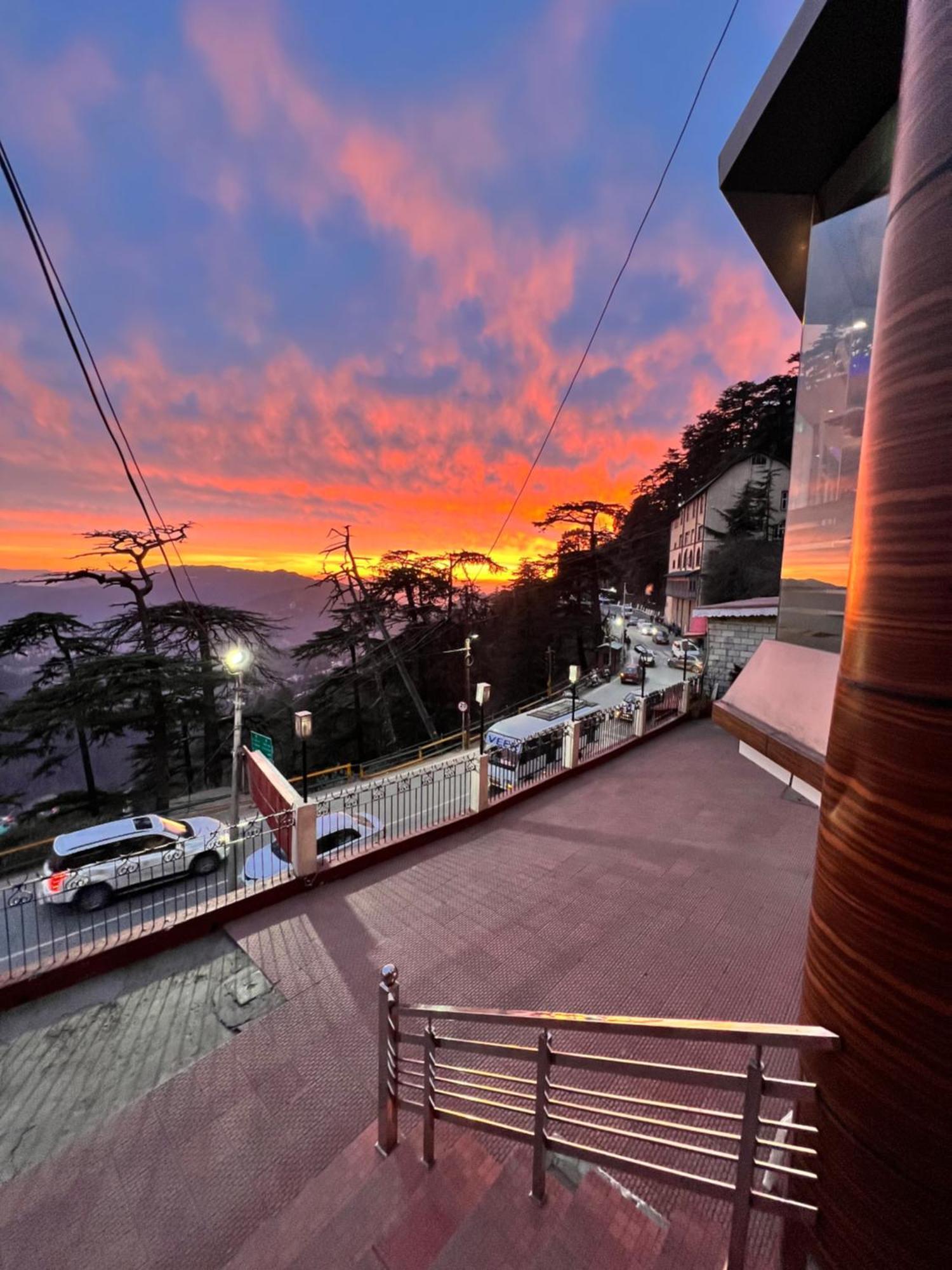Hotel Victory Since 1979 Shimla Ngoại thất bức ảnh