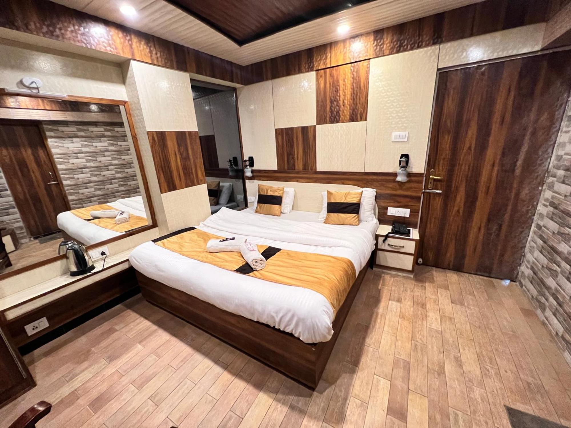 Hotel Victory Since 1979 Shimla Ngoại thất bức ảnh