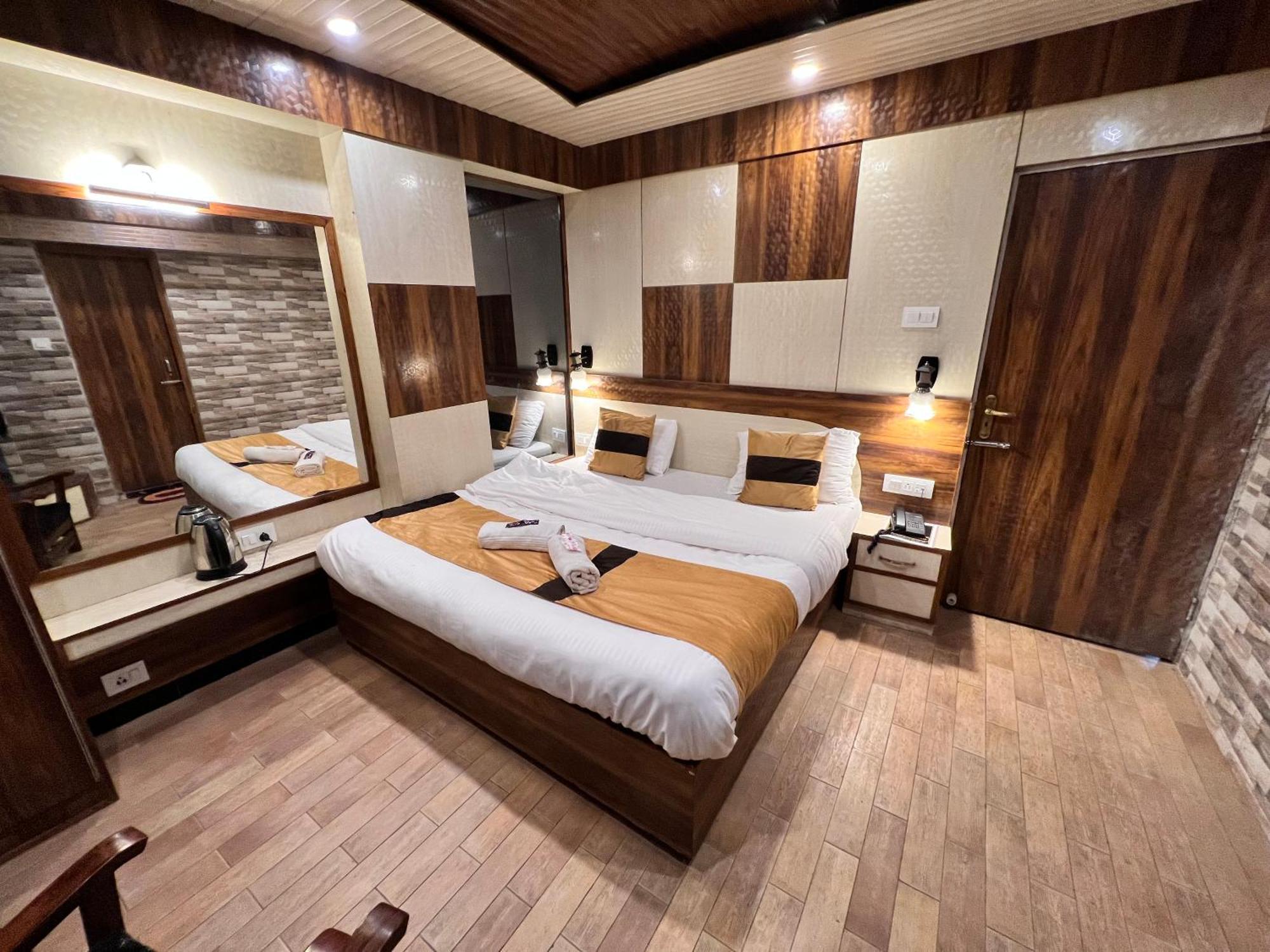 Hotel Victory Since 1979 Shimla Ngoại thất bức ảnh